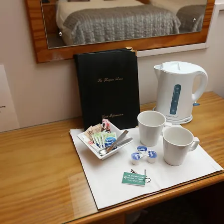 The Keepers Arms Bed and breakfast